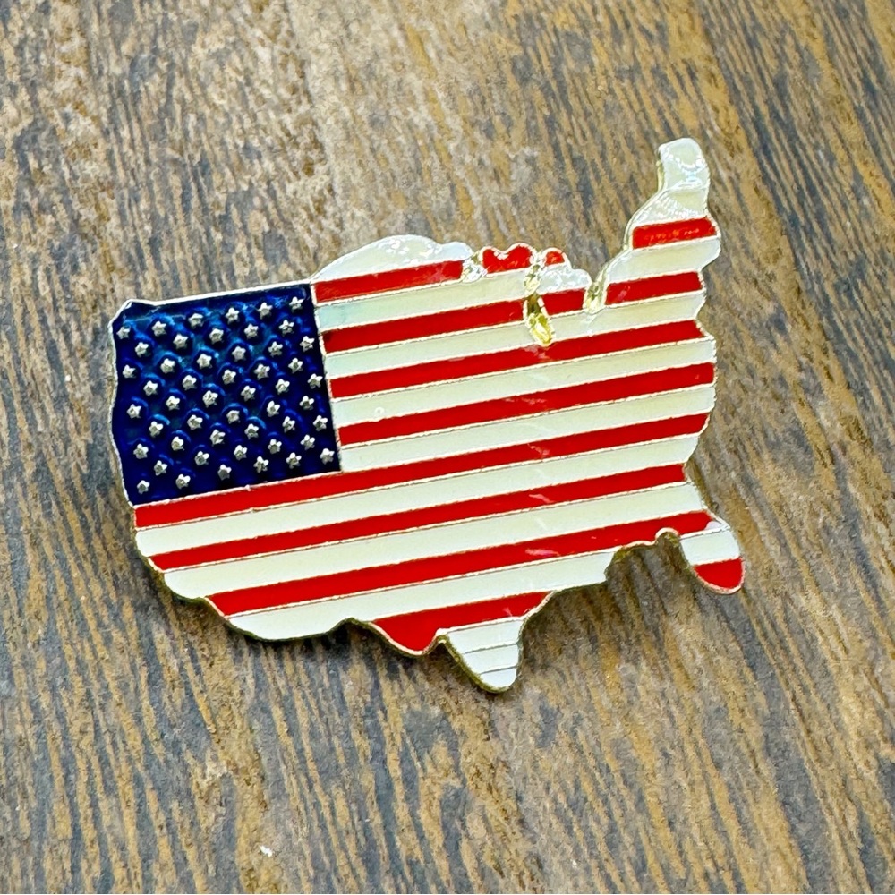 Enamel American flag country outline patriotic lapel pin toe tack